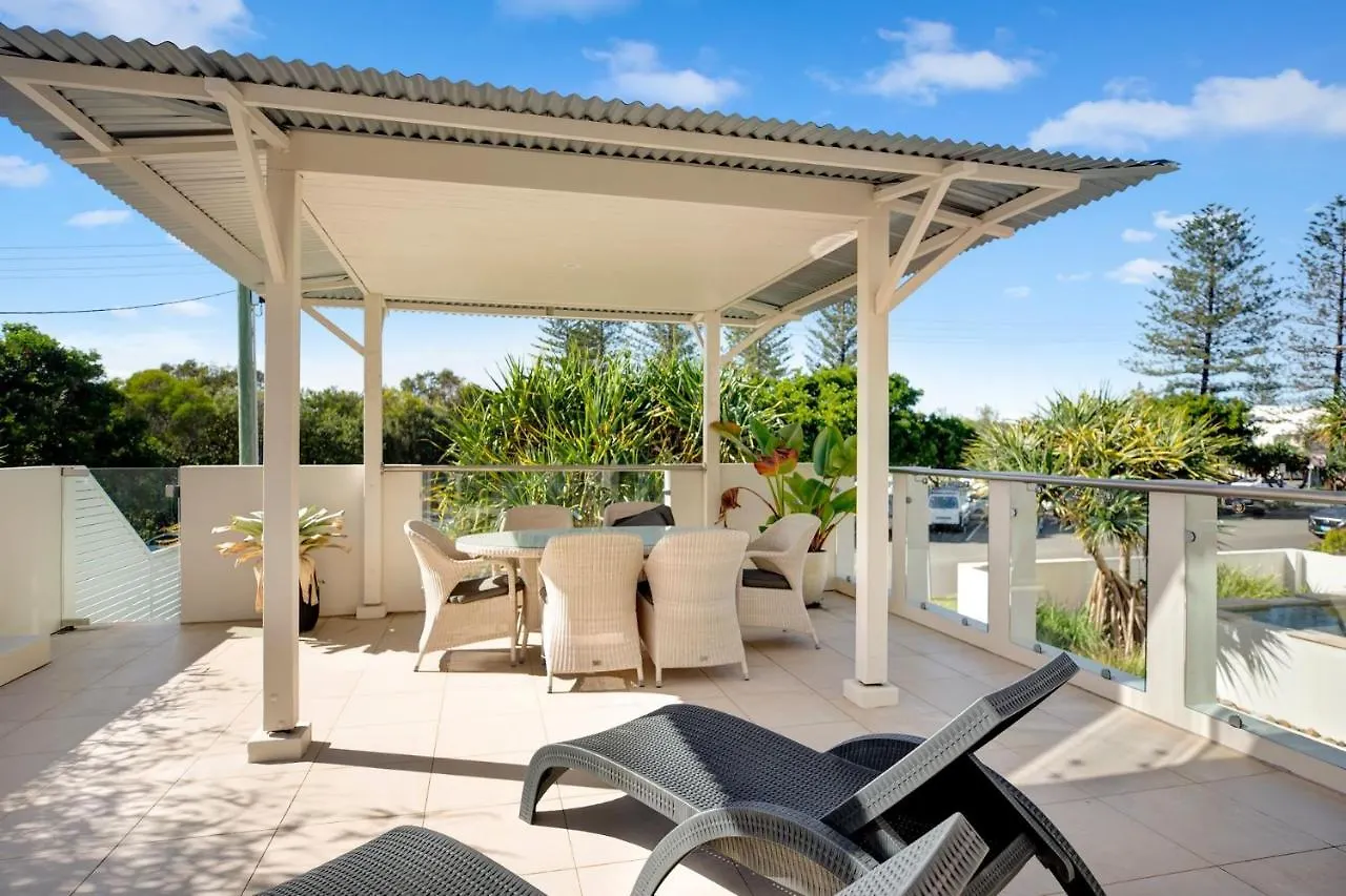 2 20 Kingfisher Dr Peregian Beach Australia