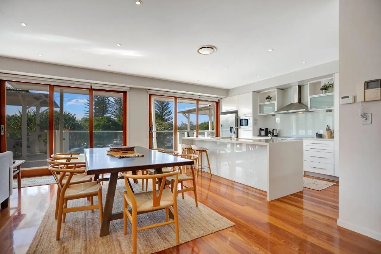 2 20 Kingfisher Dr Peregian Beach 0*,