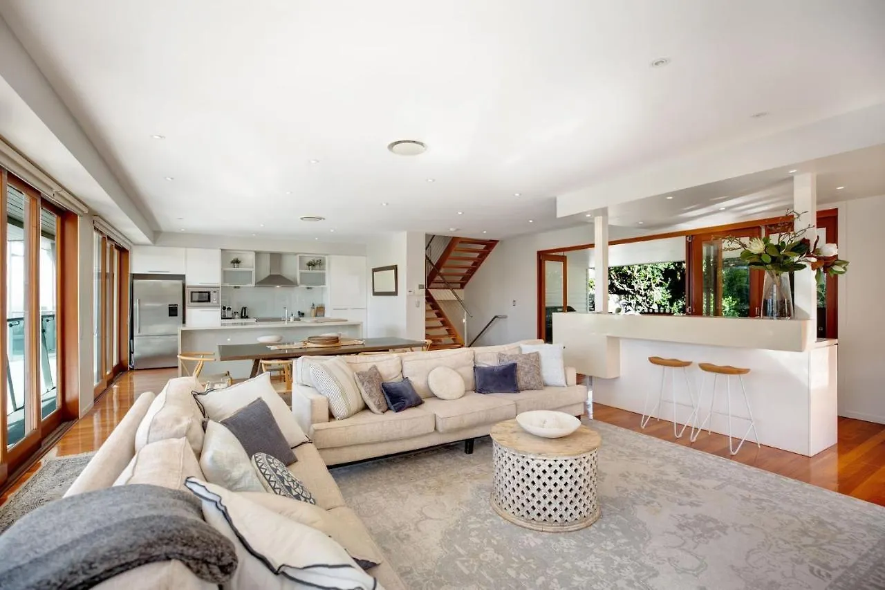 2 20 Kingfisher Dr Peregian Beach 0*,